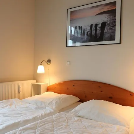 Strandstrasse 14 - 51-13